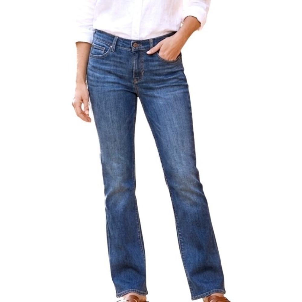 Levi's 437 Jeans Womens 4/27 Bold Curve Bootcut Dark Wash Classic Fit Stretch